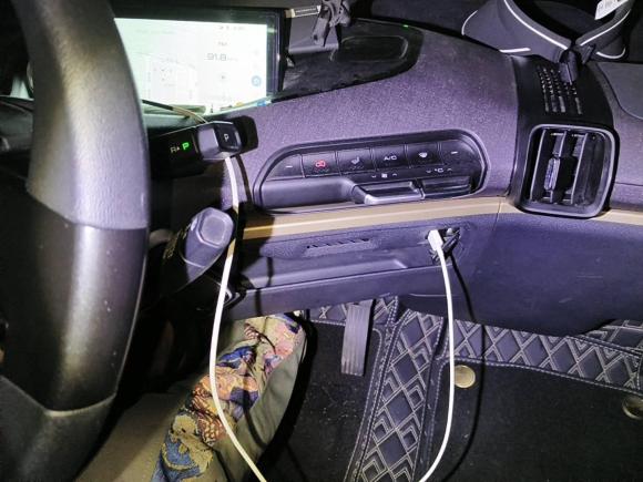 [杭州·浙A] 二手宝骏宝骏KiWi EV2021款 设计师 磷酸铁锂