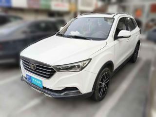 奔腾奔腾X402018款 网红版 1.6L 自动豪华型