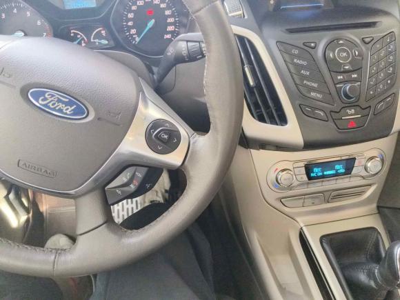 [杭州·浙A] 二手福特福克斯2012款 三厢 1.6L 手动风尚型