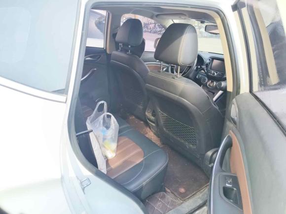 [西安·陕A] 二手比亚迪宋2017款 盖世升级版 1.5TI 手动精英型