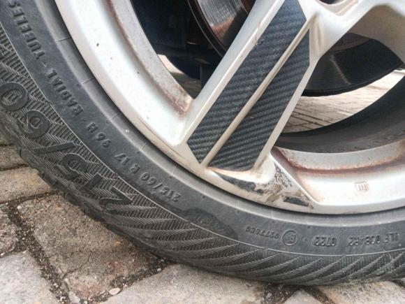 [苏州·苏E] 二手奔腾奔腾X802013款 2.0L 自动豪华型