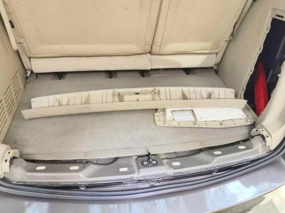 [佛山·粤A] 二手别克别克GL82013款 2.4L CT豪华商务舒适版