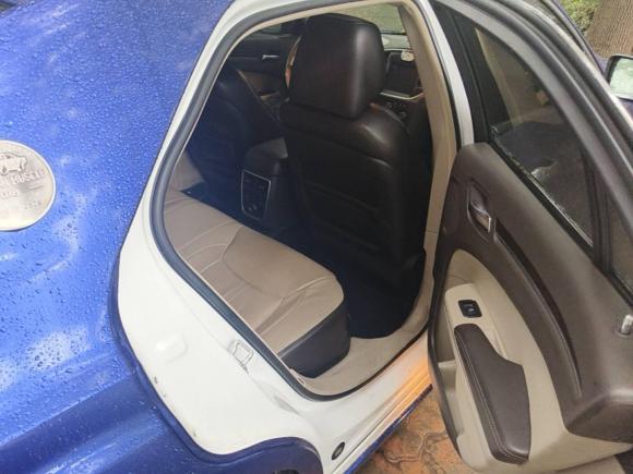 [上海·沪B] 二手克莱斯勒克莱斯勒300C2012款 3.6L 豪华版