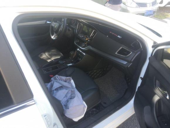 [佛山·粤E] 二手荣威荣威3602018款 PLUS 1.5L 自动豪华版