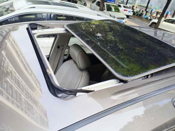 [成都·川A] 二手别克别克GL82022款 陆上公务舱 652T 豪华型