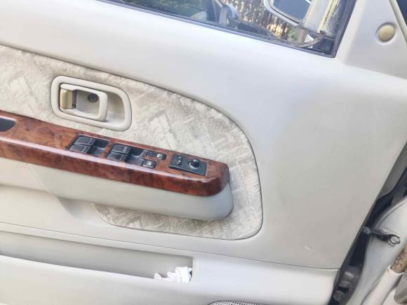 [苏州·苏E] 二手日产日产帕拉丁2007款 3.3L 四驱超豪华型