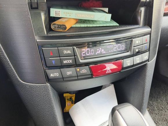 [无锡·苏B] 二手斯巴鲁傲虎2011款 2.5i豪华版