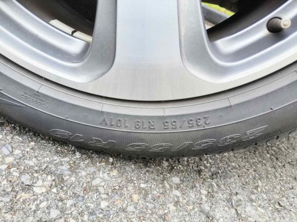 [无锡·苏B] 二手奔驰奔驰GLC2017款 GLC 300 4MATIC 动感型