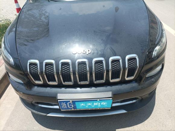 [义乌·浙G] 二手Jeep自由光2020款 2.0L 两驱经典运动版