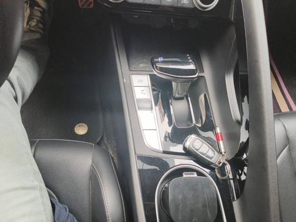 [武汉·鄂A] 二手现代伊兰特2021款 1.5L CVT GLX精英版