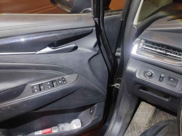 [武汉·鄂A] 二手上汽大通MAXUS上汽大通MAXUS G502020款 1.5T 自动豪华版