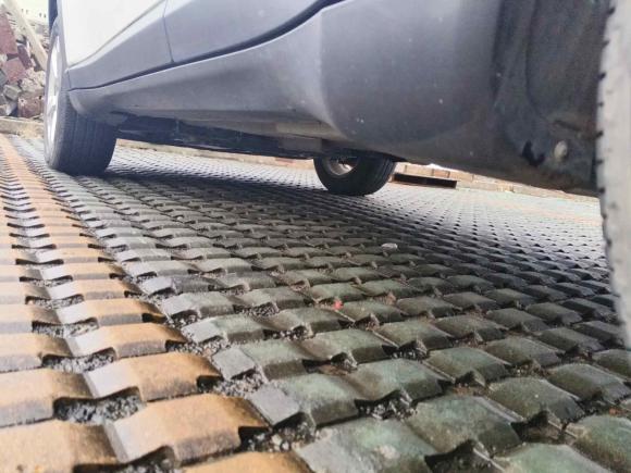 [苏州·苏E] 二手Jeep指南者2017款 200T 自动舒享版