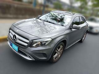 奔驰奔驰GLA2015款GLA200动感型