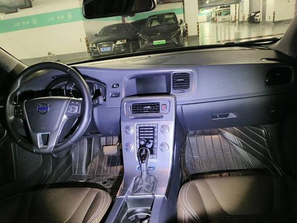 [上海·沪H] 二手沃尔沃沃尔沃S60新能源2015款 S60L E驱混动 T6智驭版