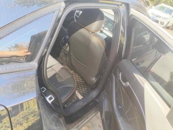 [青岛·鲁U] 二手奔腾奔腾B70S2022款 1.5T 智潮统帅