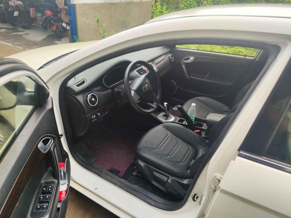 [合肥·皖A] 二手江汽集团江淮iEVA502018款 豪华型