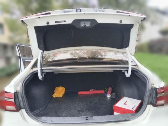 [义乌·陕F] 二手荣威荣威i62019款 PLUS 1.6L 手动4G互联豪华大赞版