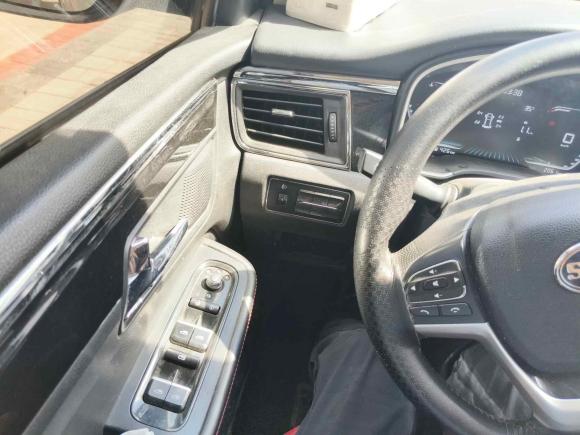 [义乌·浙G] 二手SWM斯威汽车SWM斯威G052019款 2.0L 手动豪华型