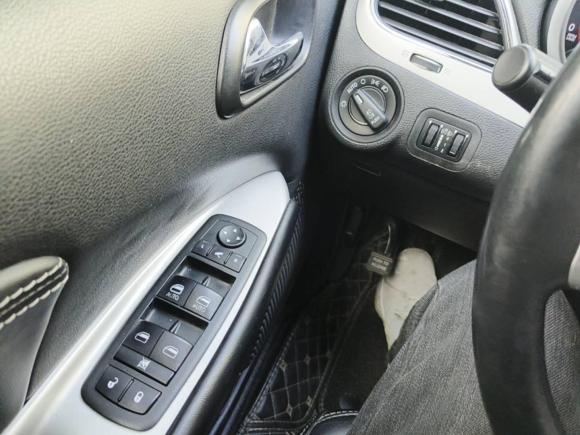 [金华·浙G] 二手道奇酷威2013款 2.4L 两驱尊尚版