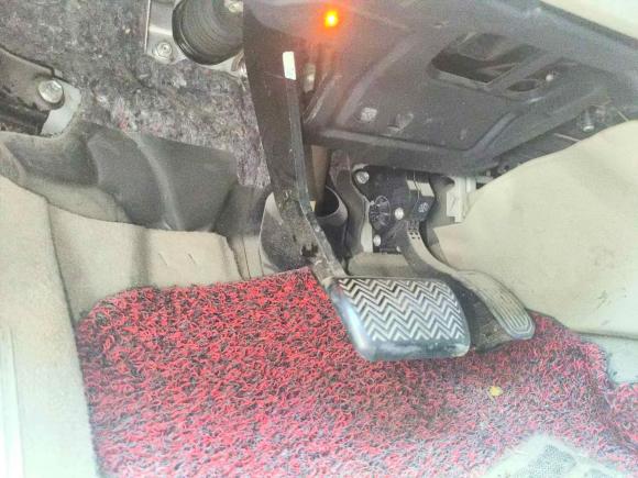 [温州·浙C] 二手丰田逸致2011款 180E CVT精英版