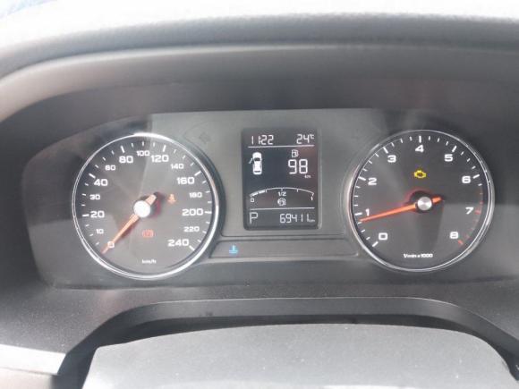 [青岛·鲁R] 二手荣威荣威i62020款 PLUS 1.6L CVT 4G互联荣耀旗舰版