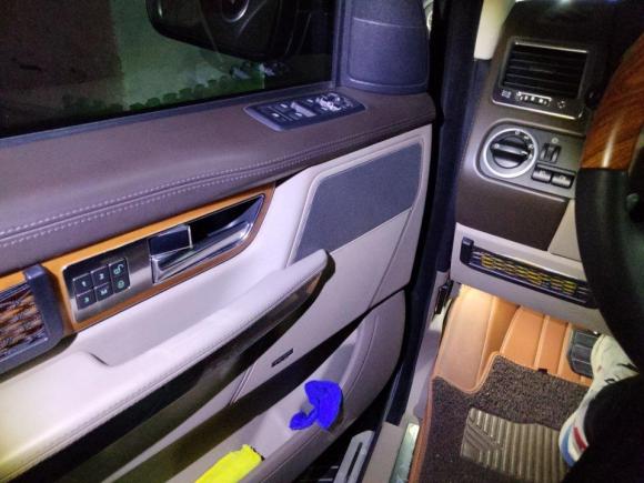 [南京·苏A] 二手路虎揽胜运动版2010款 5.0 SC V8 HSE