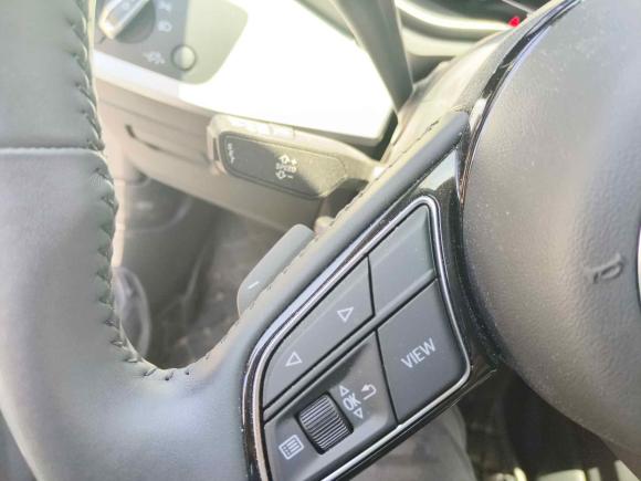 [上海·沪D] 二手奥迪奥迪A4L2020款 40 TFSI 豪华致雅型