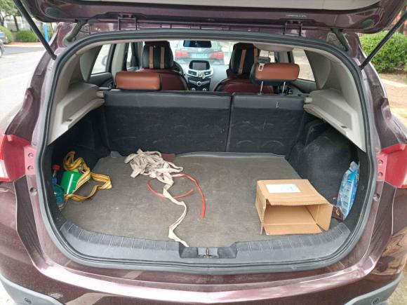 [无锡·苏B] 二手海马海马S52015款 1.5T CVT旗舰型