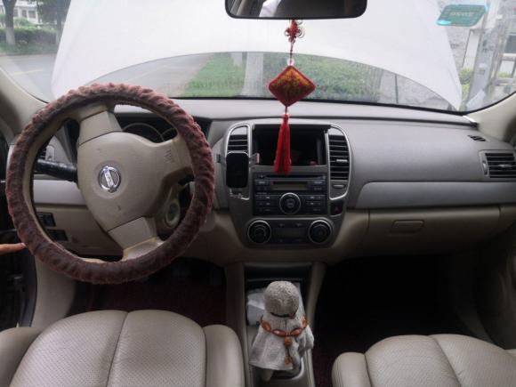 [上海·沪C] 二手日产轩逸2012款 经典 1.6XL 手动豪华版