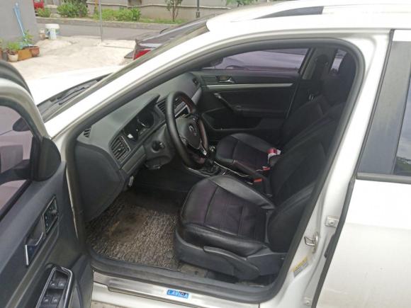 [南京·苏A] 二手大众朗行2015款 1.6L 手动风尚版