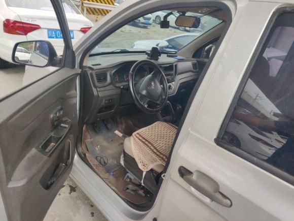 [成都·川A] 二手五菱汽车五菱宏光V2019款 1.5L标准型L2B