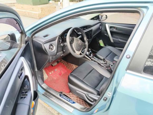 [成都·川A] 二手丰田卡罗拉2017款 改款双擎 1.8L E-CVT领先版