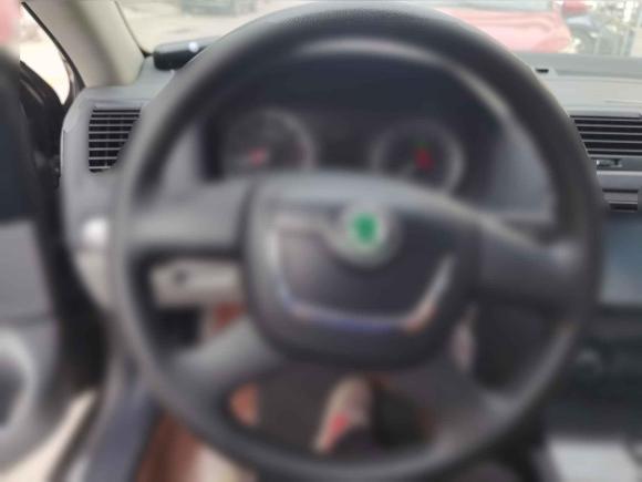 [深圳·粤B] 二手斯柯达明锐2014款 1.6L 自动逸俊版