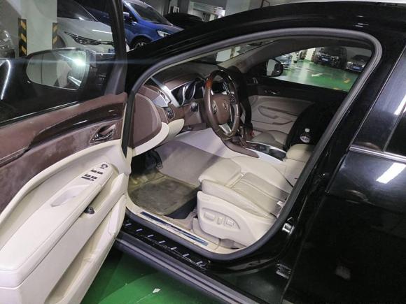 [上海·沪K] 二手凯迪拉克凯迪拉克SRX2010款 3.0L 豪华版