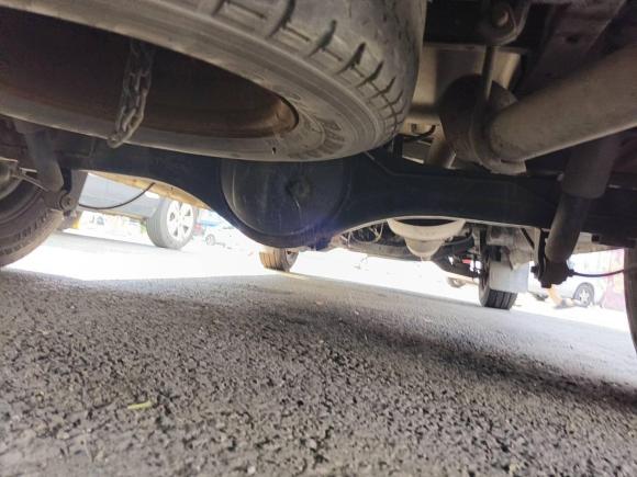 [青岛·鲁B] 二手福特经典全顺2013款 2.8T柴油厢式运输车短轴中顶JX493ZLQ4