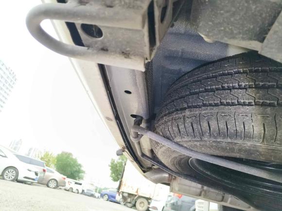 [宁波·浙B] 二手上汽大通MAXUS新途V802023款 2.0T AMT经典傲运通长轴超低顶6/7/8/9座