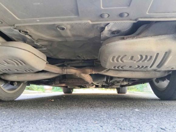 [武汉·鄂A] 二手别克君越2009款 2.4L豪华版