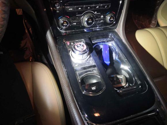 [合肥·苏D] 二手捷豹捷豹XJ2012款 XJL 3.0 全景商务版