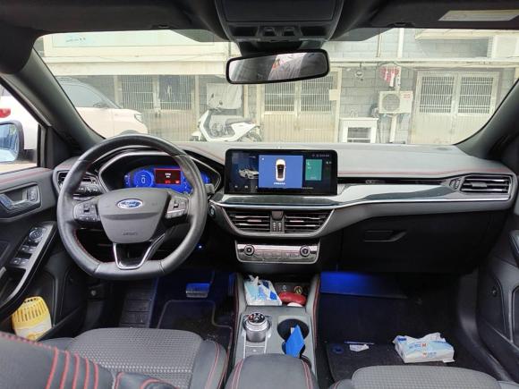 [南通·苏F] 二手福特福克斯2021款 三厢 EcoBoost 180 自动ST Line