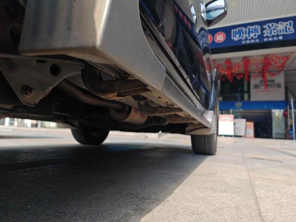 [广州·粤A] 二手江铃驭胜S3502016款 2.0T 自动两驱汽油豪华版7座