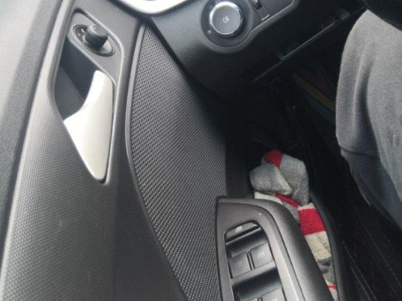 [深圳·贵E] 二手雪佛兰科沃兹2018款 320 自动欣享天窗版