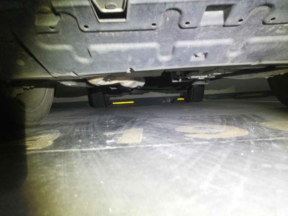 [苏州·苏E] 二手名爵锐腾2015款 2.0TGI TST豪华版