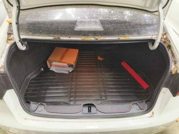 [成都·川A] 二手荣威荣威3602017款 1.5L 自动豪华版