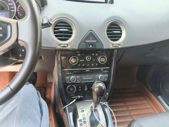 [上海·沪C] 二手雷诺科雷傲2014款 2.5L 四驱舒适版