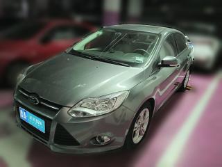 福特福克斯2012款 三厢 1.6L 自动风尚型