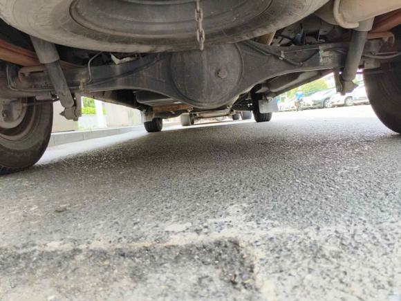 [深圳·粤N] 二手福特经典全顺2016款 2.8T柴油长轴6座中顶冰白物流车JX493ZLQ4