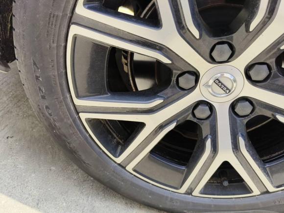 [南通·苏F] 二手沃尔沃沃尔沃S602023款 B4 智逸豪华版