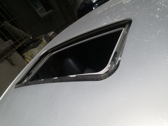 [成都·鲁D] 二手荣威荣威ei62017款 45T 混动互联智享版