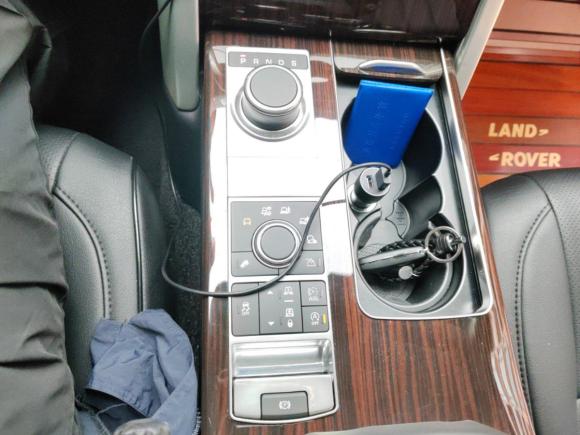 [上海·沪D] 二手路虎揽胜2016款 3.0 SC V6 Vogue 加长版