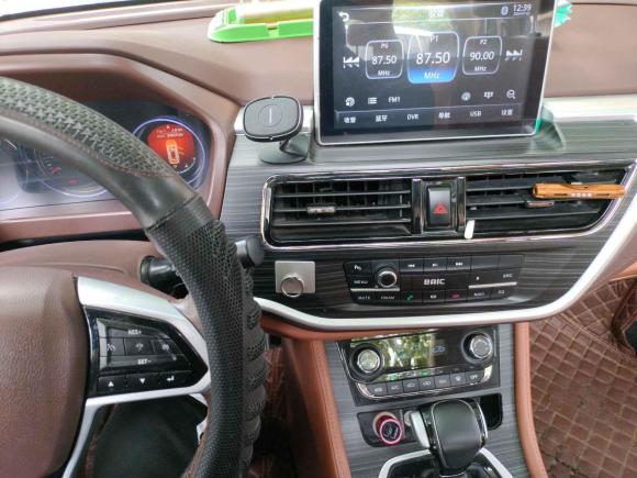 [上海·川B] 二手北汽幻速北汽幻速S72018款 1.5T 自动尊贵型